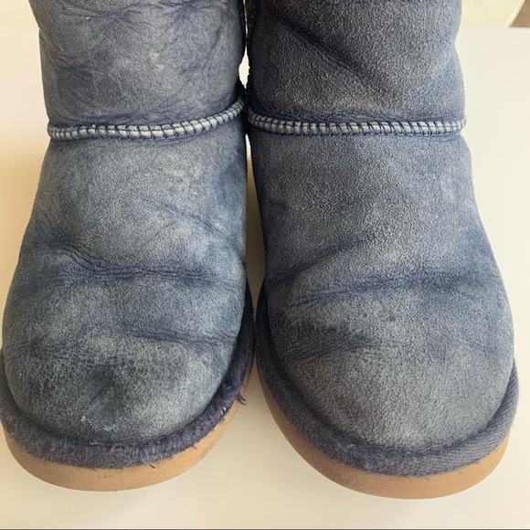Ugg Bailey Bow Boots - Picture 7 of 11